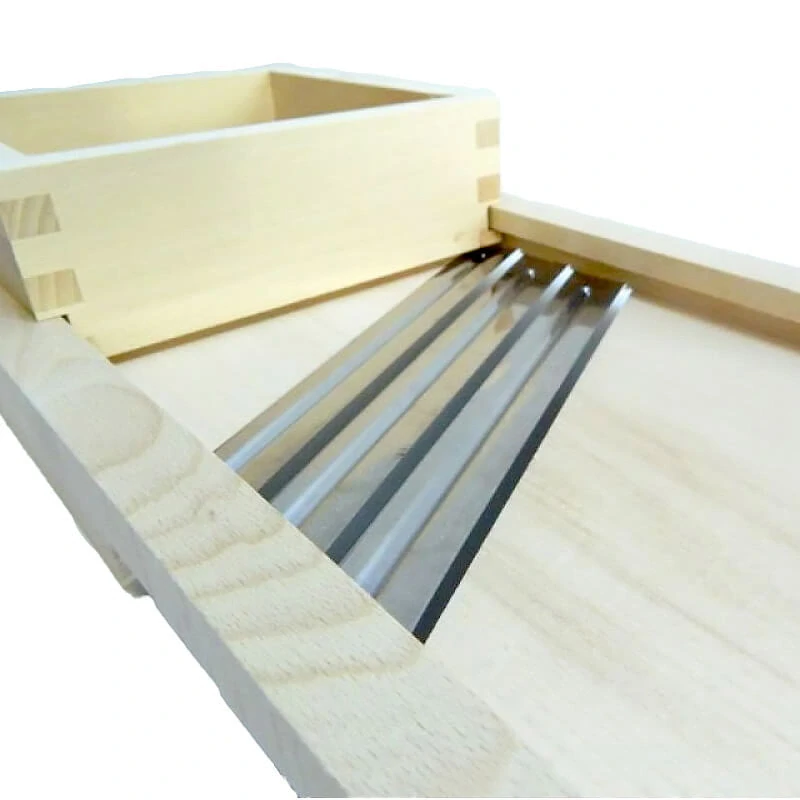 Ručný drevený krájač kapusty 3 nože 66 x 24 cm (stredný)