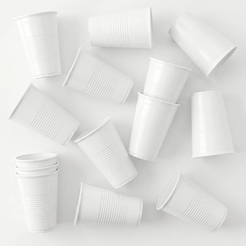 Jednorazový plastový biely pohár na studený nápoj 300 ml – 12 ks